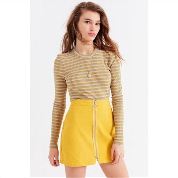 Urban Outfitters BDG Bright Yellow Adonita Zipper Front Mini Skirt Women’s S - Picture 8 of 9